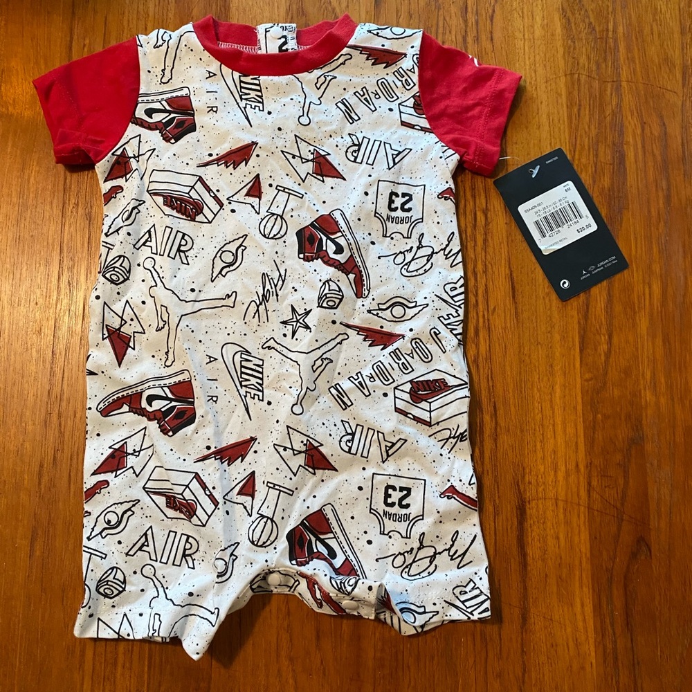 NWT Nike jumper